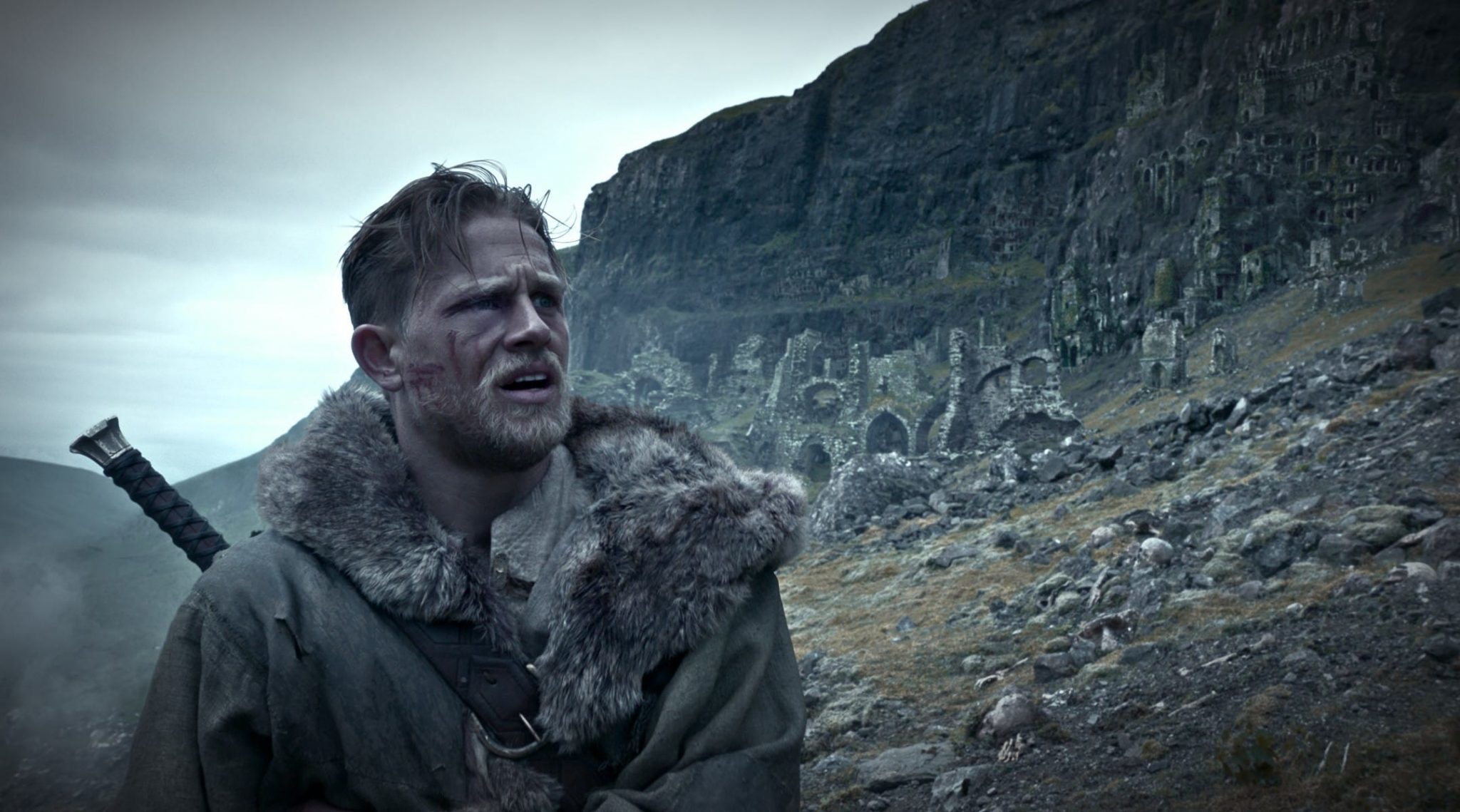 Le Roi Arthur : La Légende d'Excalibur image film cinéma