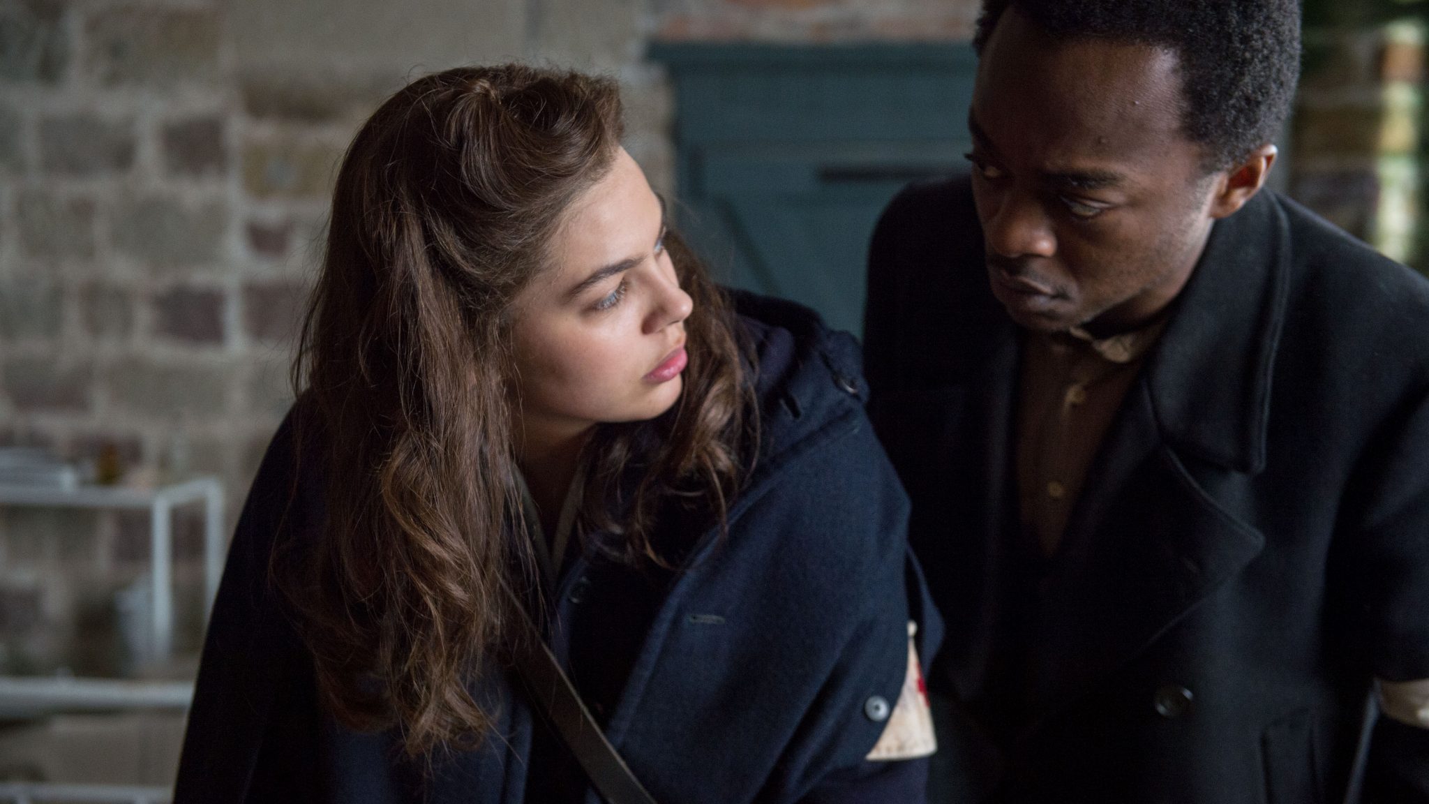 Critique / "Nos Patriotes" (2017) : Louane Emera se diversifie 6 Nos Patriotes critique film
