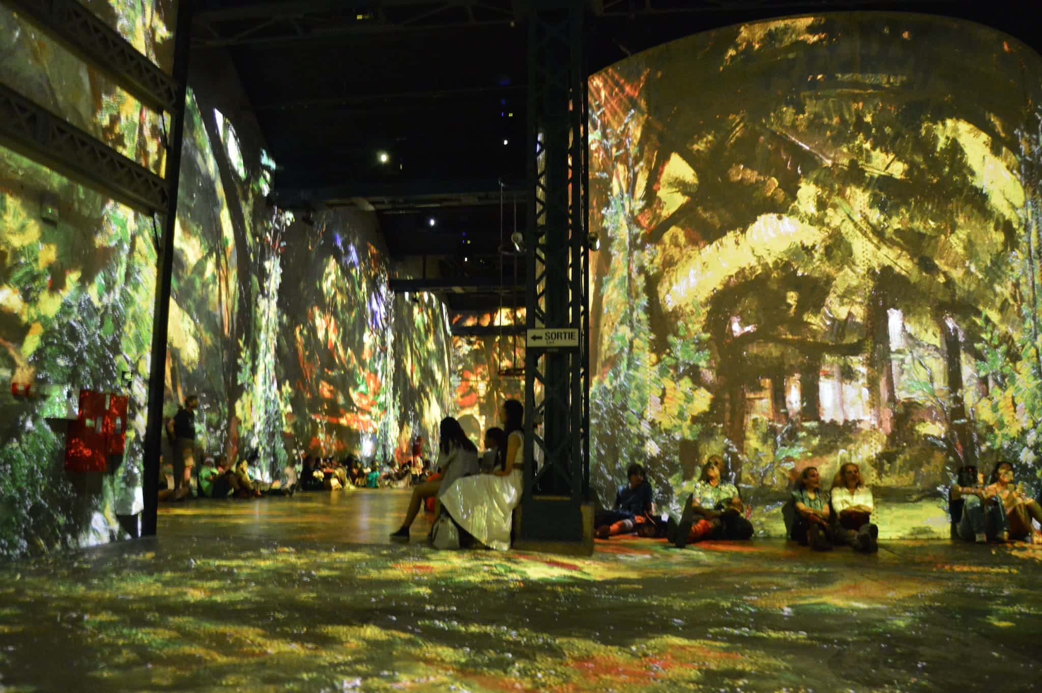 Exposition Cezanne, Lumières de Provence à L'Atelier des Lumières photo