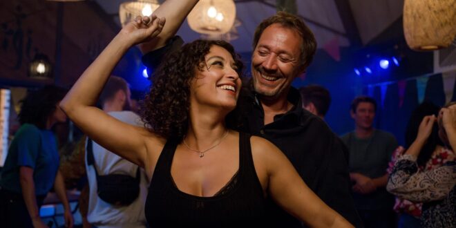 Inès et Yvan, l’amour sur un fil image comédie romantique sociale