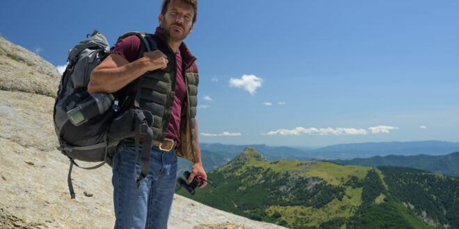 Alex Hugo épisode Les engagés image série télé policier drame