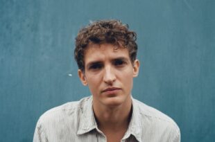 les victoires de la musique 2025 image aliocha schneider chanteur