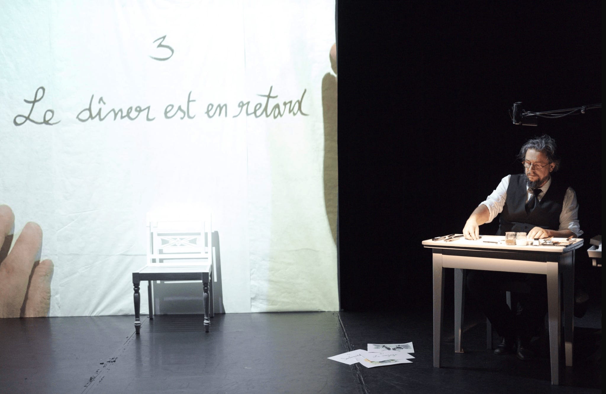 dialogues de bêtes par elisabeth chailloux image seule en scène théâtre contemporain
