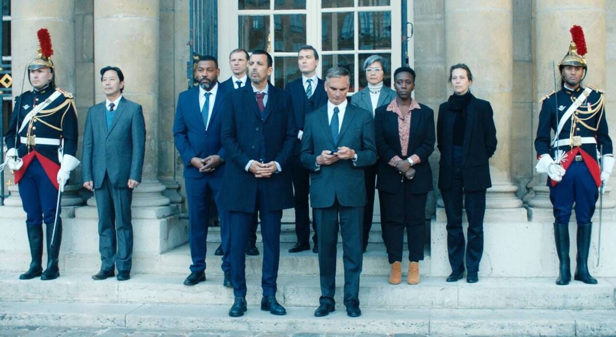 sous contrôle de charly delwart image série télé comédie politique