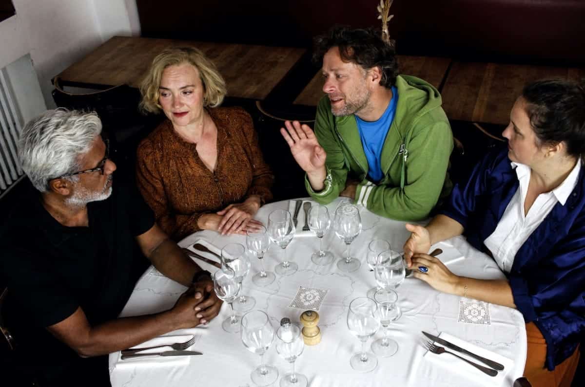 vous permettez de manon rony image théâtre contemporain comédie