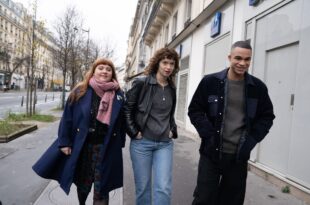 quelqu'un devrait interdire les dimanches après midi image série télé comédie dramatique